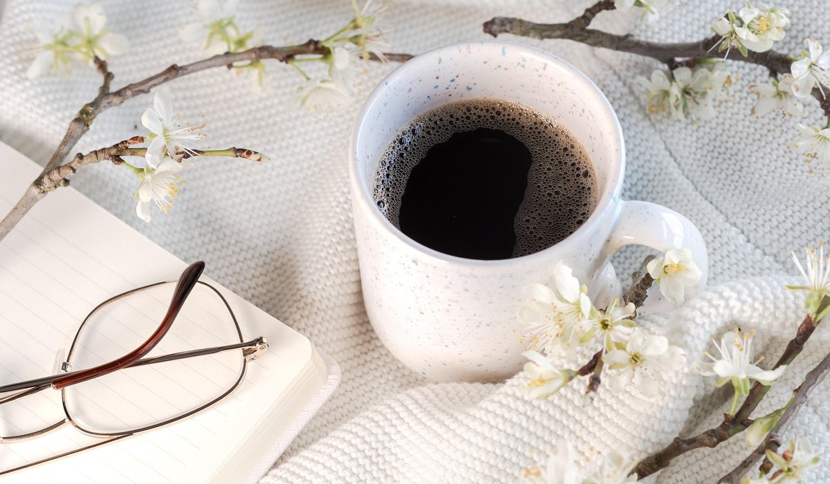 Creating a Seasonal Writing Retreat at Home