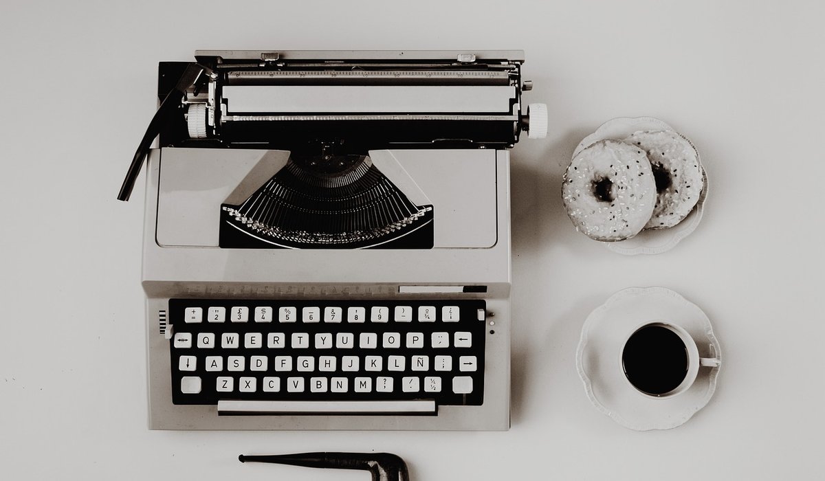 Planning Novel Chapters with a Simple Outline